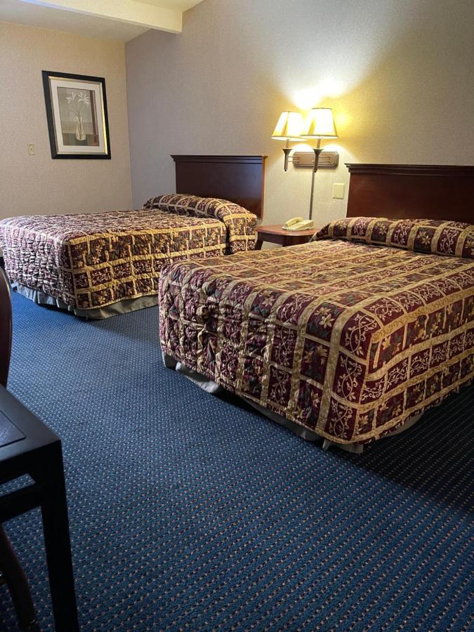Budget Inn Темпъл Хилс Екстериор снимка